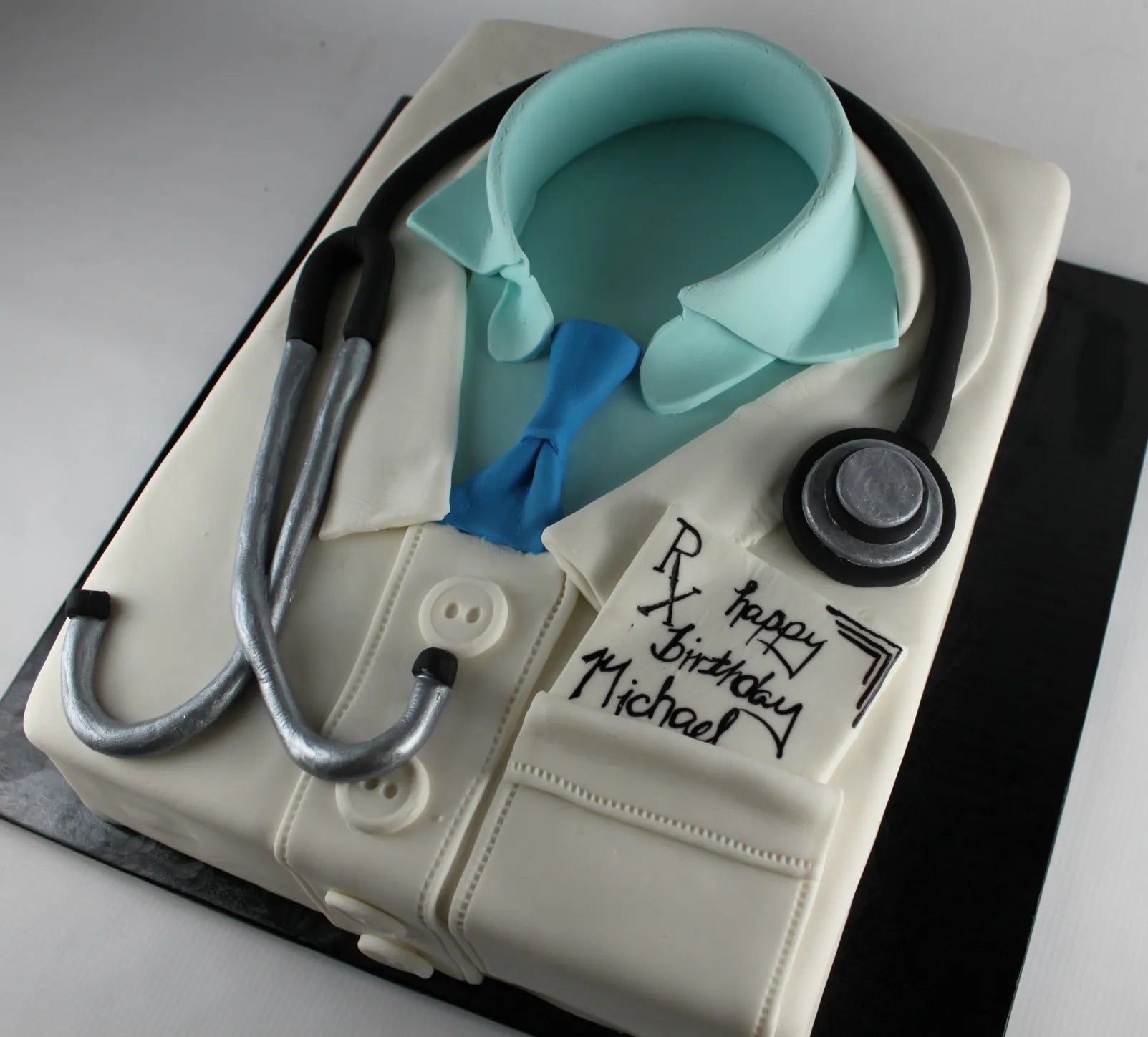 Doctor  Cake 2