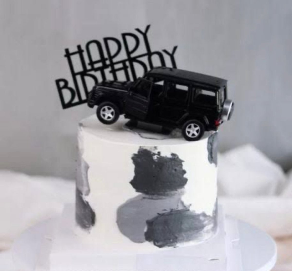 Car Cake Mercedes Black/ White