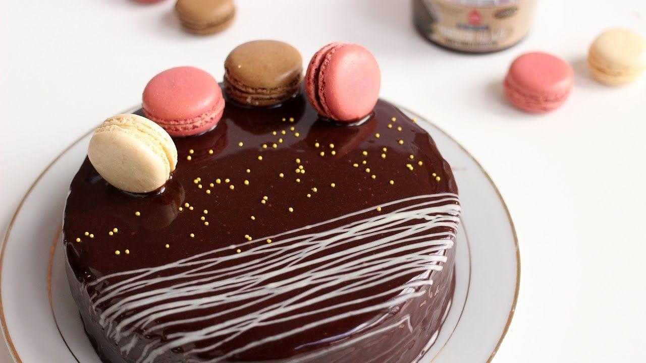 Chocolate macaron cake | Birthday cake