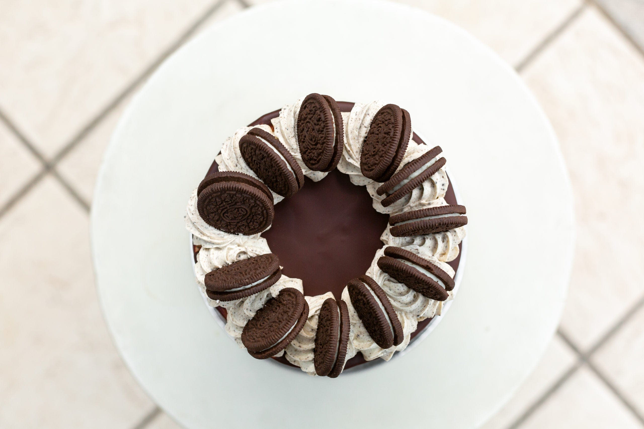 COOKIES & CREME BIRTHDAY CAKE