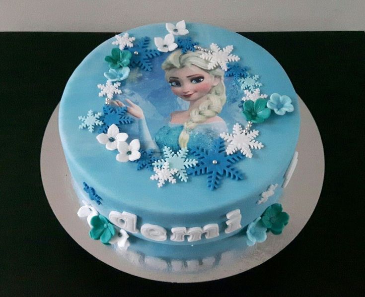 Elsa Frozen Birthday Cake 4