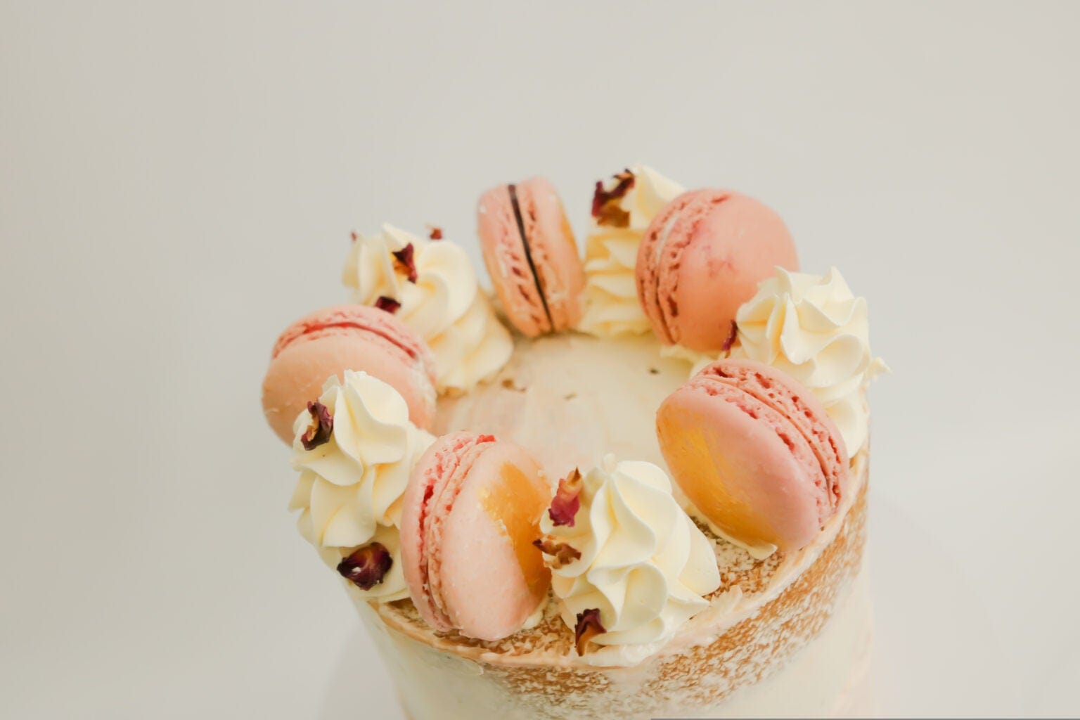 Pastel Macaron Cake