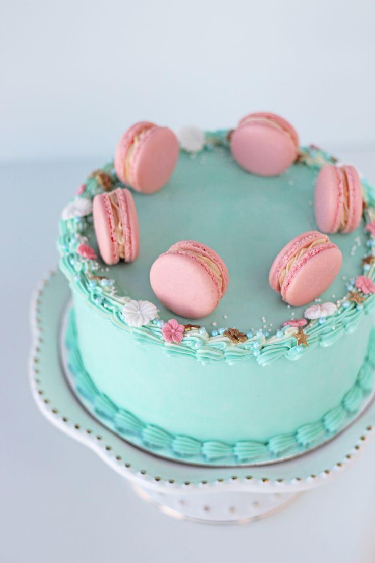 Macaron cake Light Blue