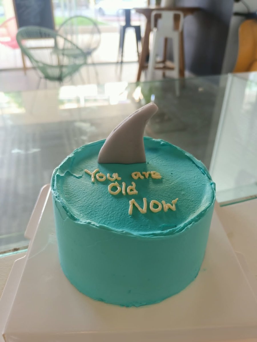 Mini Bento Cake shark Theme - Gift Packaging