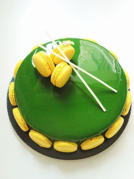 Pistachio cake