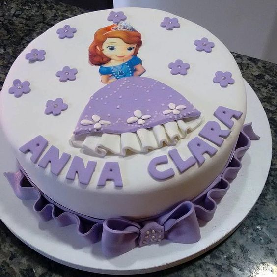 Princess Sofia cake